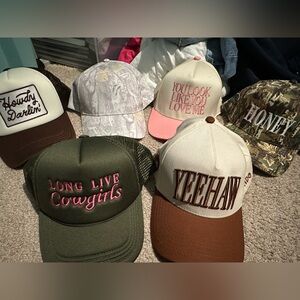6 Country style trucker hats